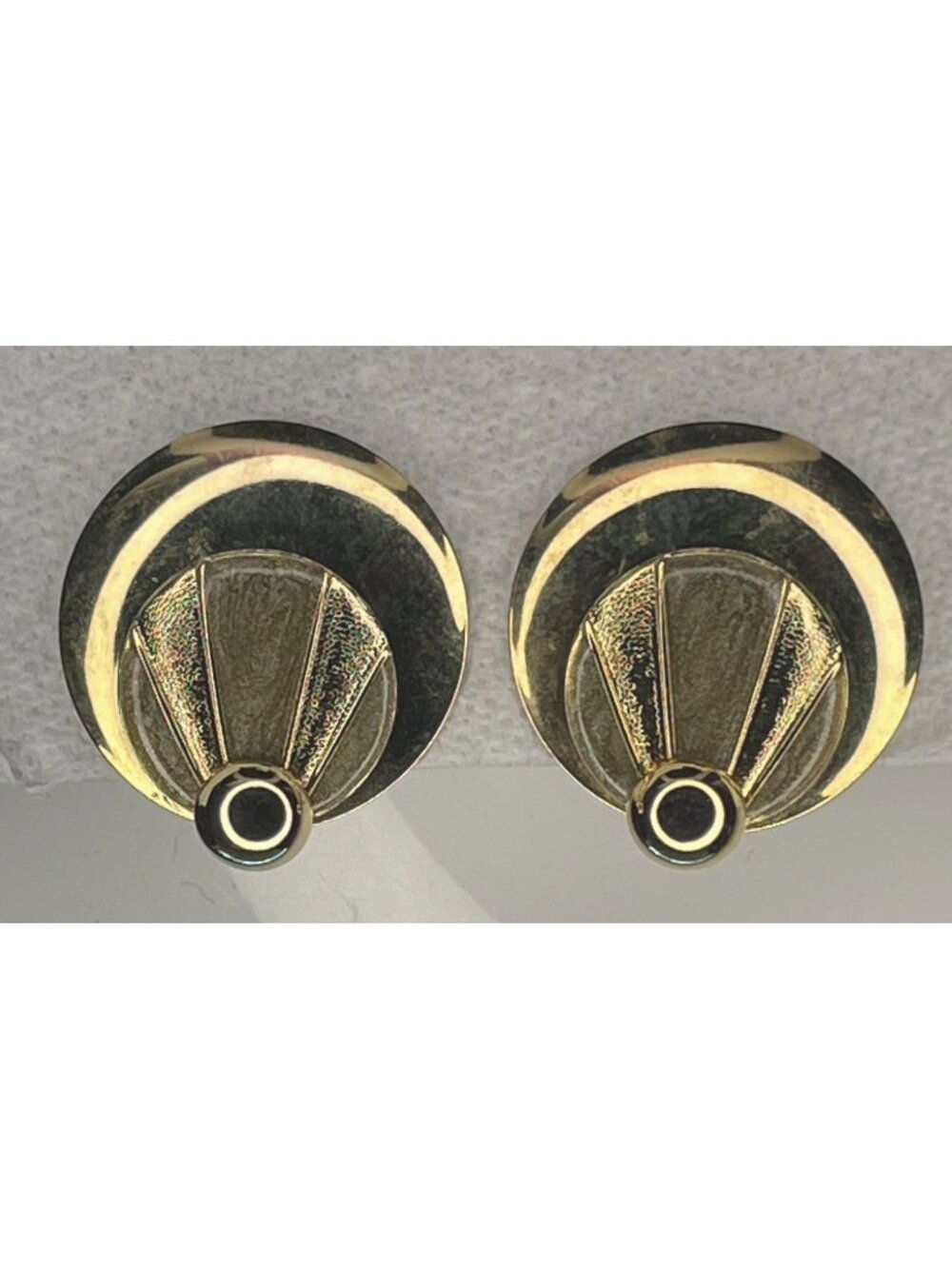 VTG 1980s Art Deco Revival Gold Tone 1.25" Round Fan Pierced Statement Earrings